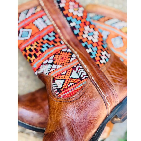Boho Kilim Leather Western Boots Size 8.5 – Woven Tribal Cowgirl Style - Picture 1 of 8